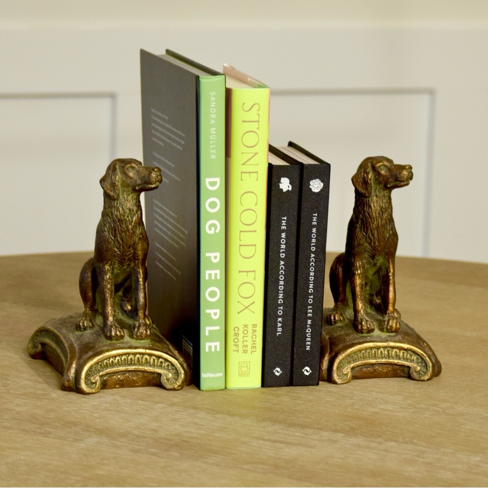 Antique retriever dog bookends